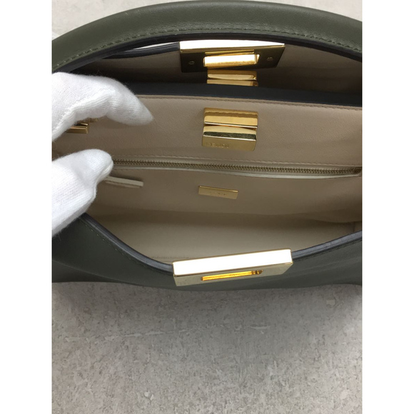 Fendi Calf Leather Shoulder Bag Black - Picture 6 of 6